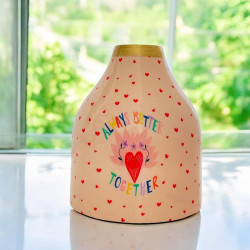 Vase Better together