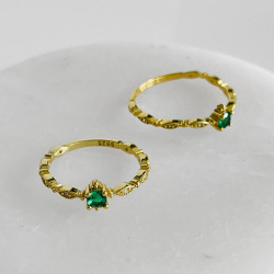 Bague argent pour petit doigt Heart émeraude