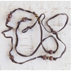 Bracelet + necklace JM Leath. Wood