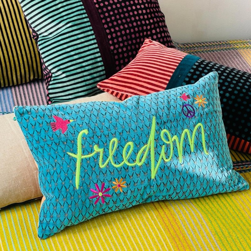 Cushion Freedom türkis 3050