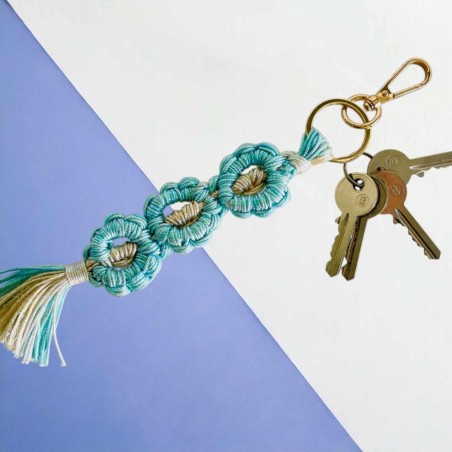 Schlüsselanhänger 3 flower S shiny Blue pastel